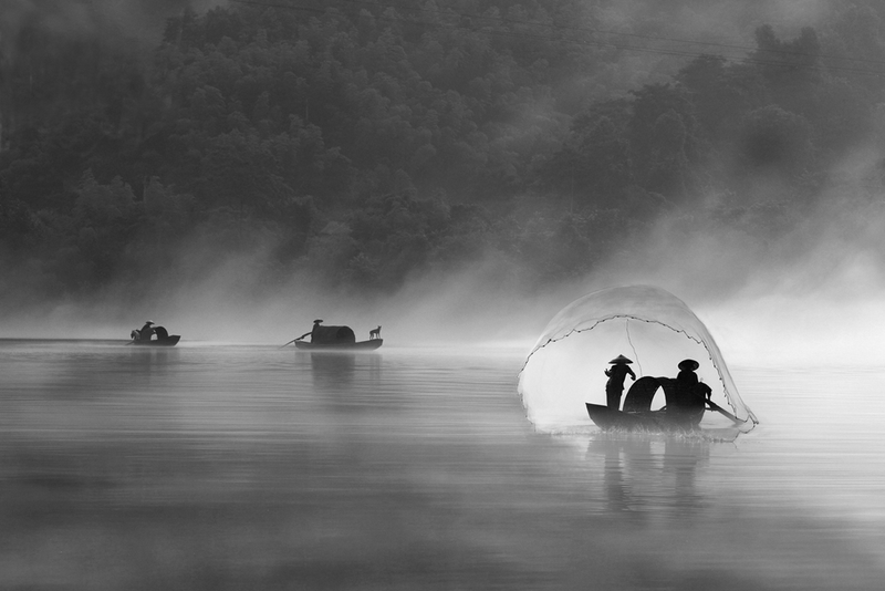 459 - MORNING FISHING IN EAST RIVER - XU DANGHUA - china.jpg